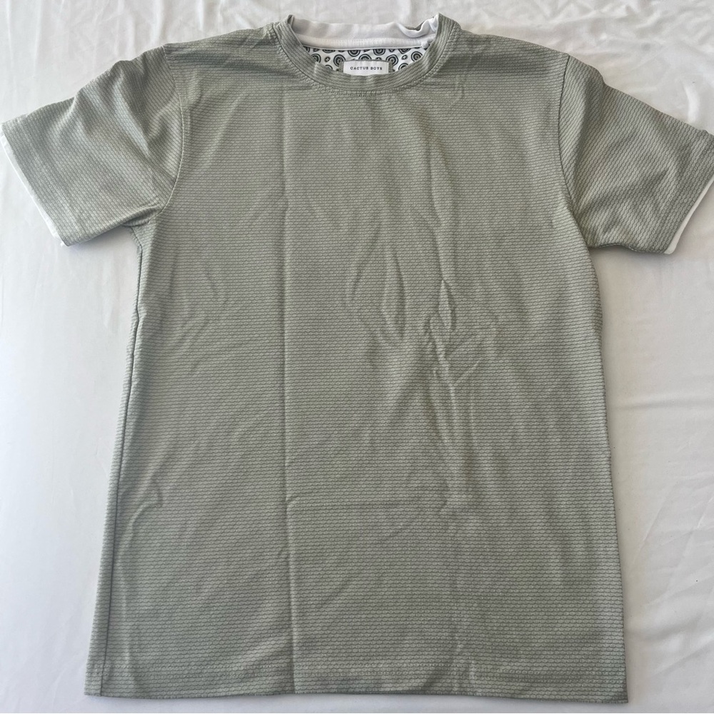 NWOT Cactus Boys Sage Green Short Sleeve Tee